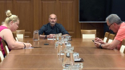 Menesztenék az EVAT Zrt. igazgatótanácsának két tagját