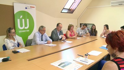 Aláírták a szerződéseket, kezdődhetnek a programok