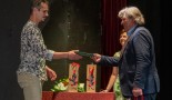 MEGÚJULÓ MŰVÉSZETI KONCEPCIÓ ÉS ARCULAT A SZÍNHÁZBAN